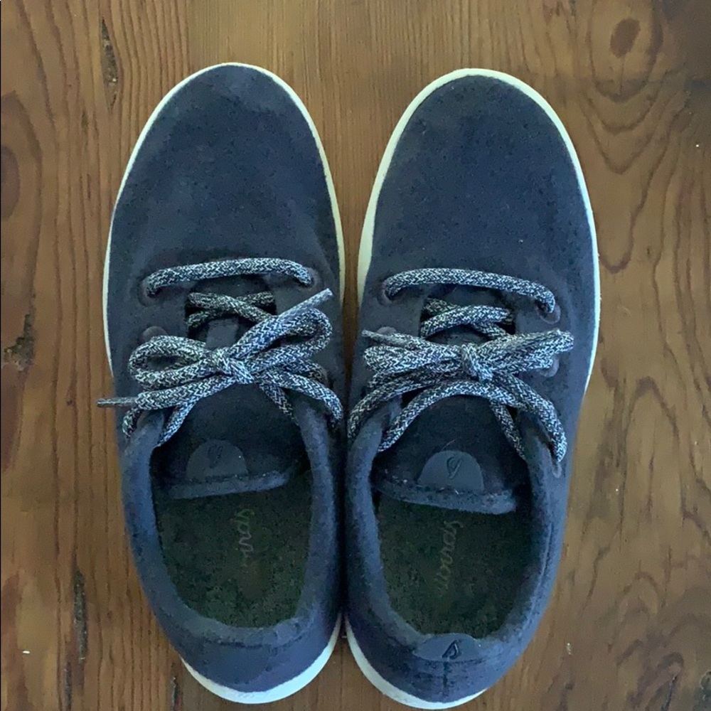 Allbirds Navy Wool Runners Women's Size 7